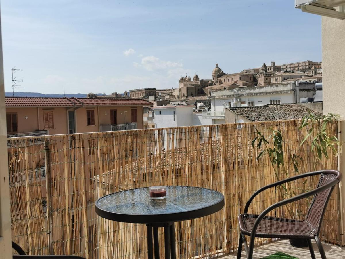 诺托Casa Principe Di Piemonte公寓 外观 照片